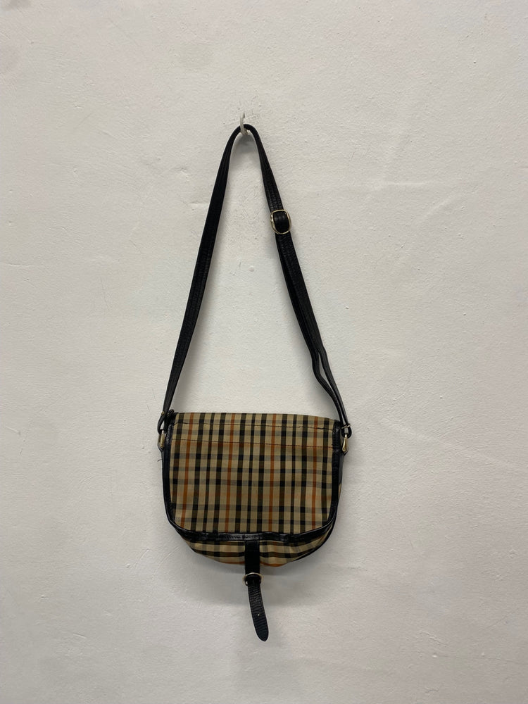 Fabulous Daks London Shoulder Bag One size Beige checked leather PM002