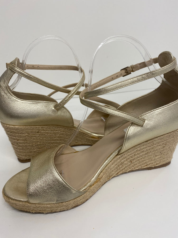 Fabulous Lk bennett Gold sandal espadrille Uk7 Gold ankle strap occasions CM061