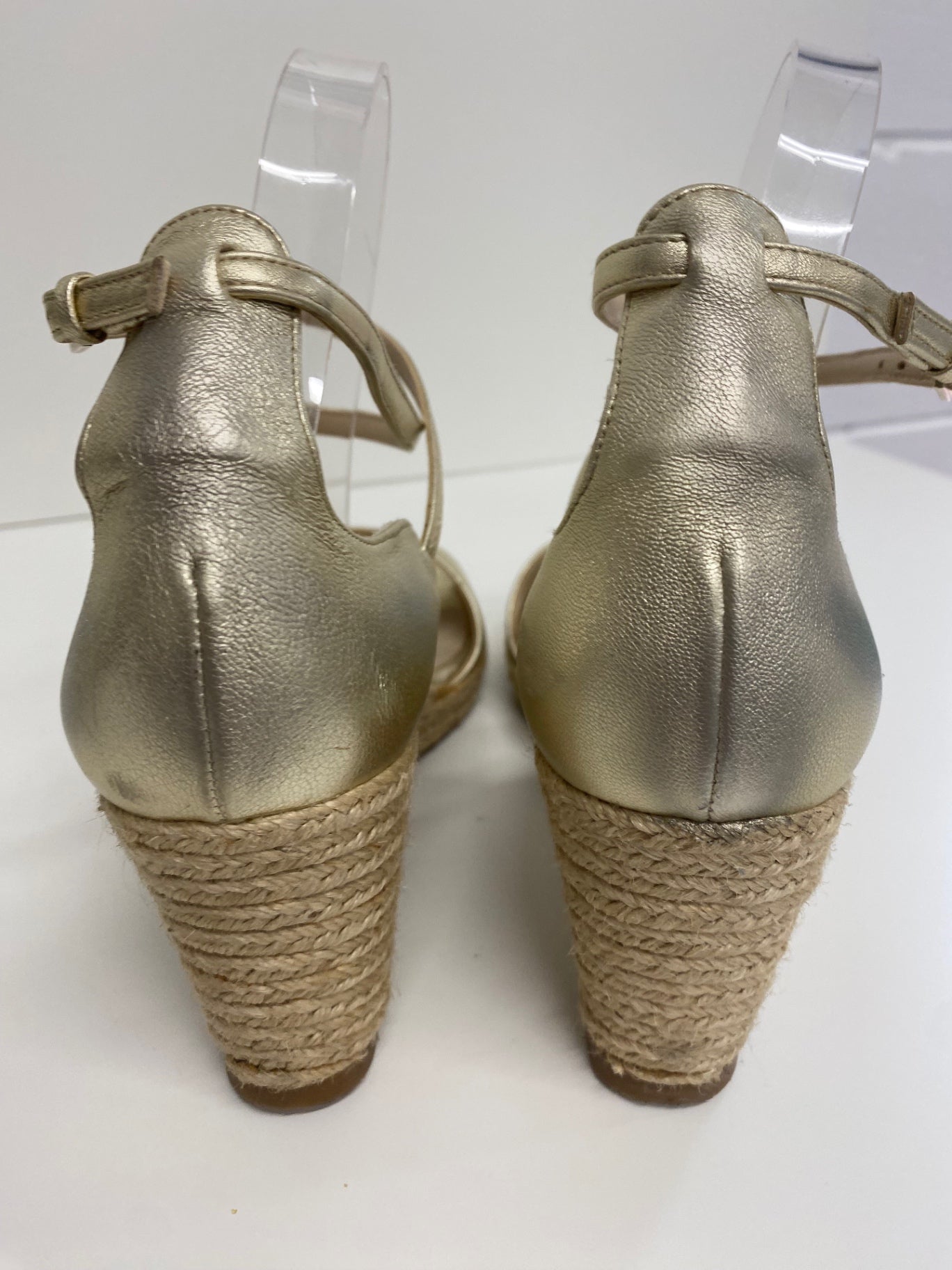 Fabulous Lk bennett Gold sandal espadrille Uk7 Gold ankle strap occasions CM061