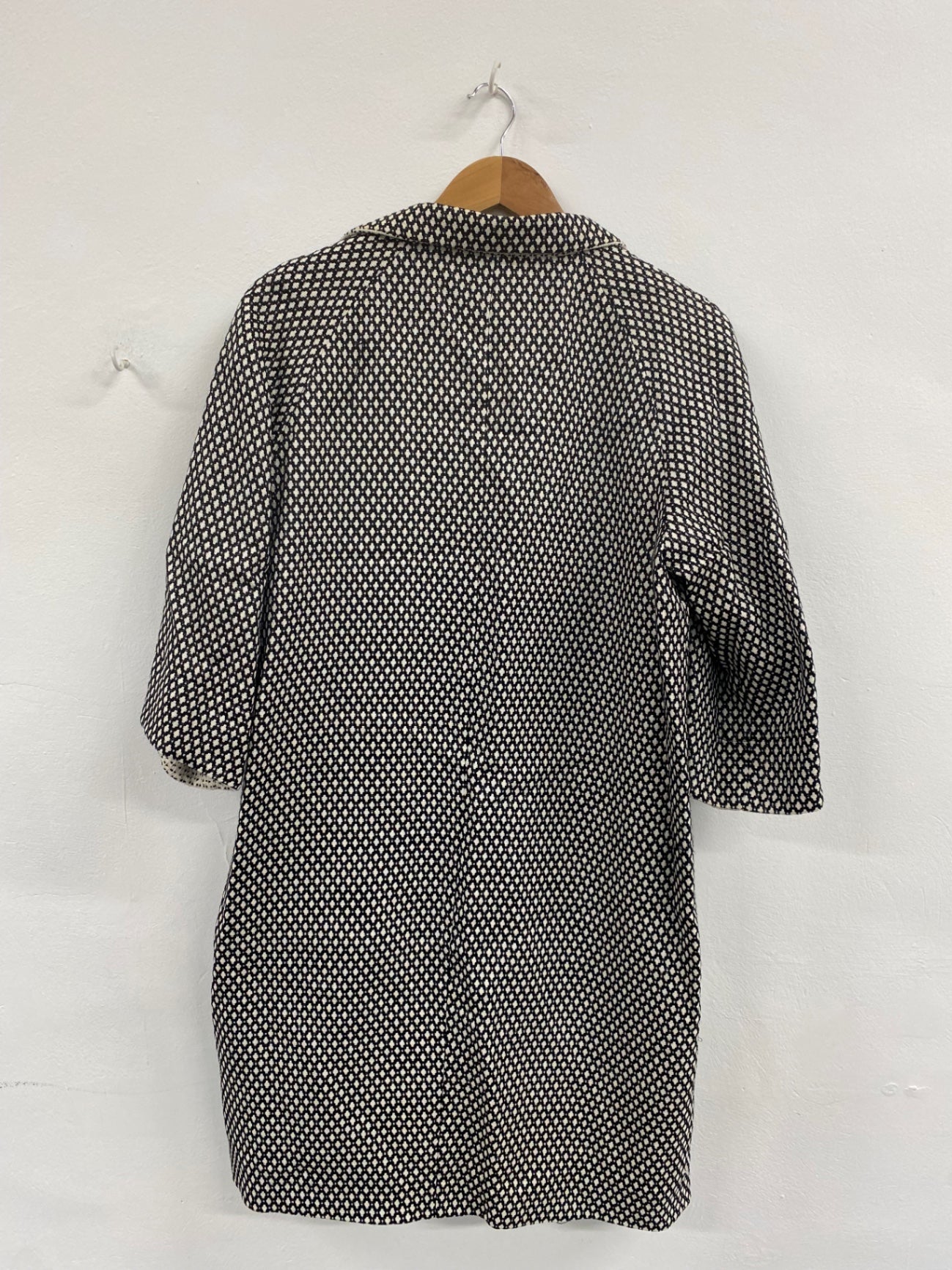 Fabulous Jigsaw Black & Cream Textured Coat UK S CM061