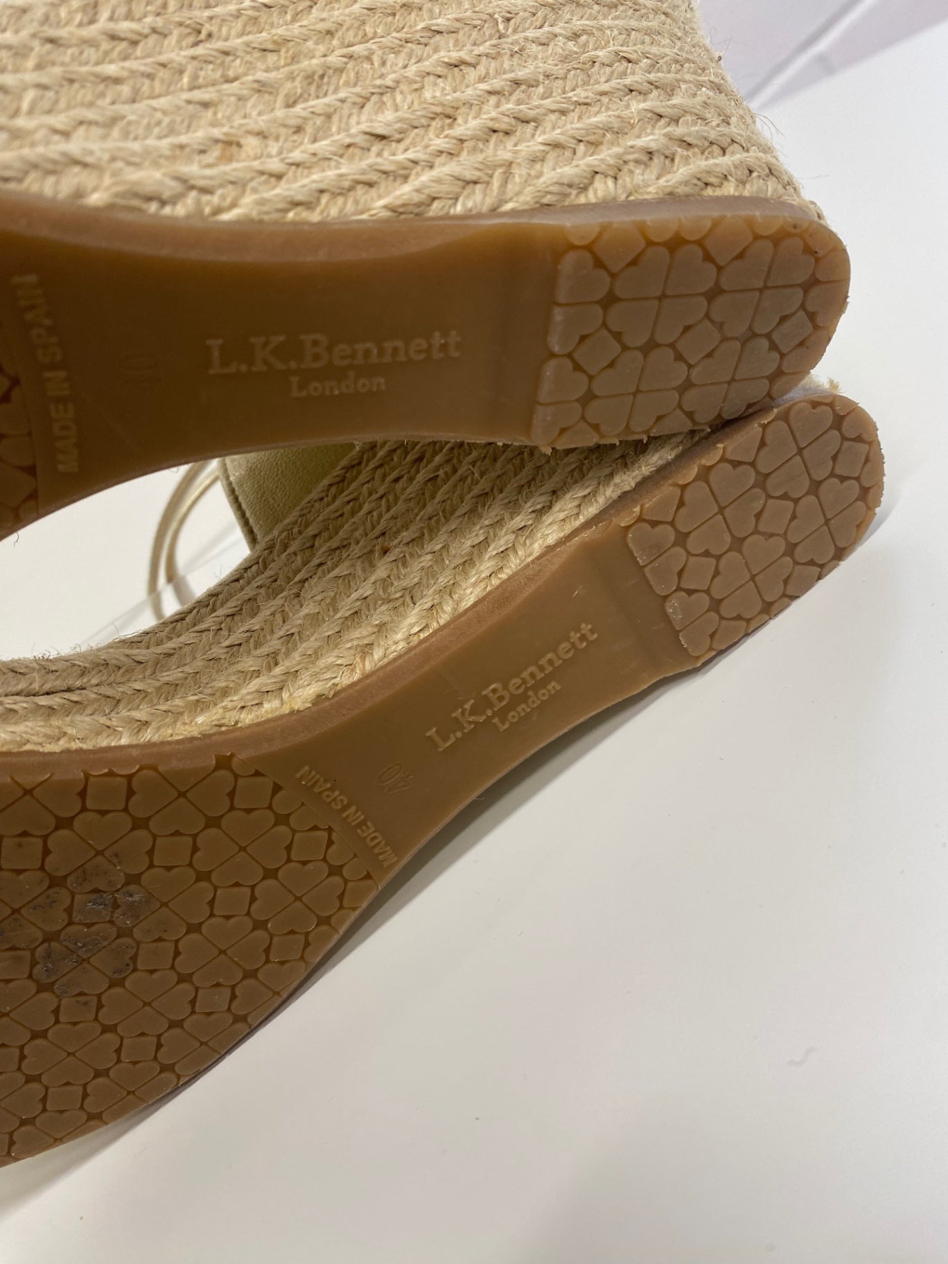 Fabulous Lk bennett Gold sandal espadrille Uk7 Gold ankle strap occasions CM061