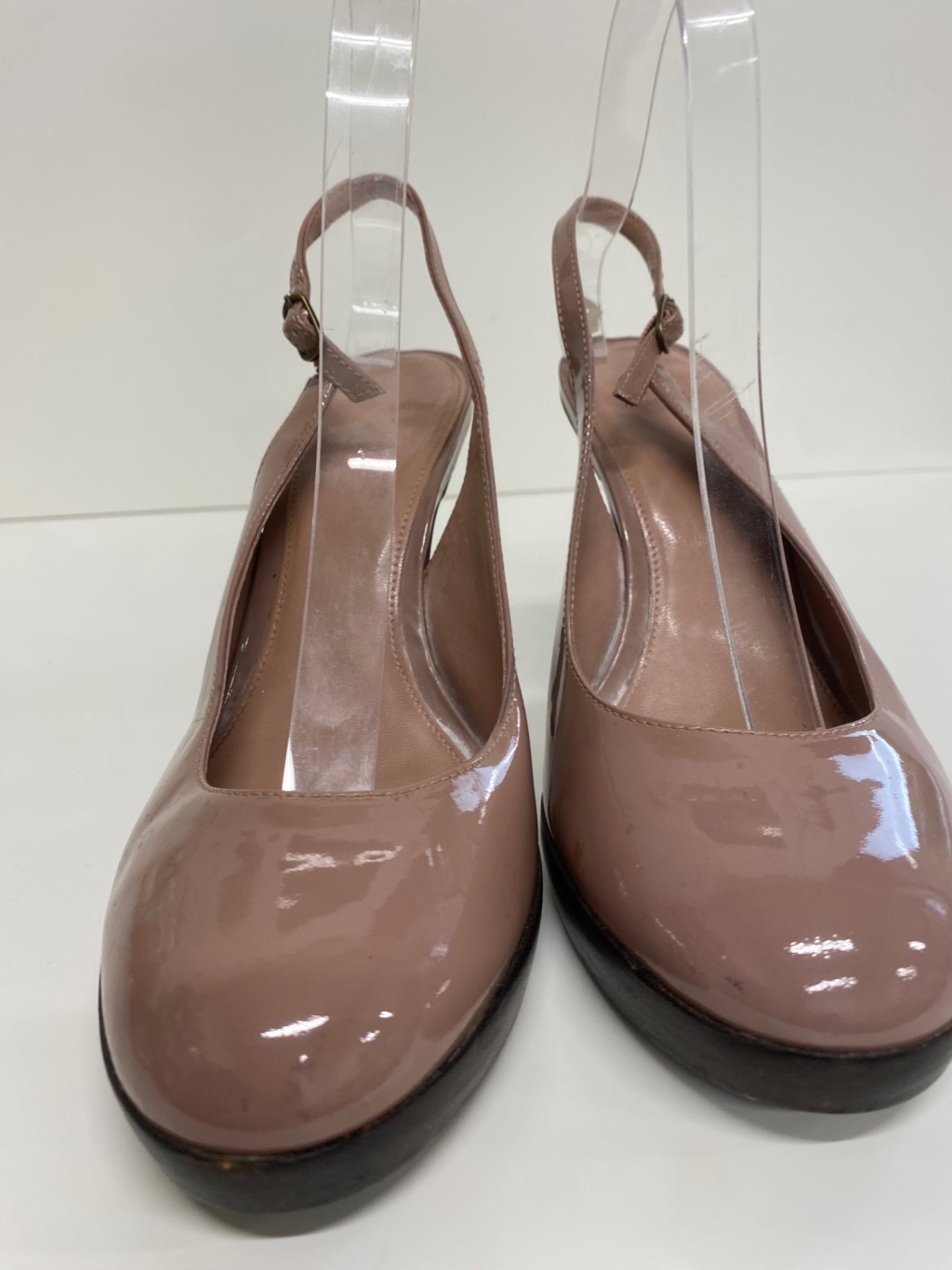 Fabulous Carvela Sling back patent leather heels Uk7 Mauve Occasion CM061