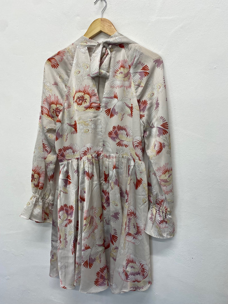 Fabulous Ted Baker Dinnaa Floral pussybow occasion  Dress UK12 MultiColoured pastels LT272