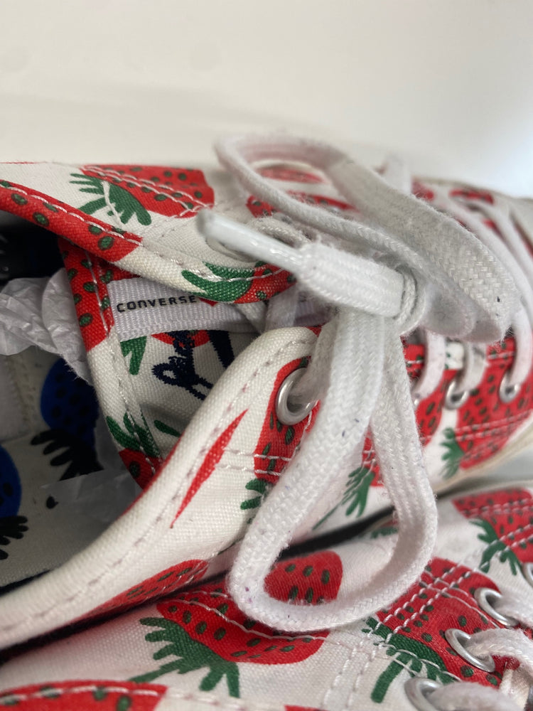 Fabulous Converse x Marimekko Jack Purcell strawberry Sneakers Uk5.5 White & red KM001