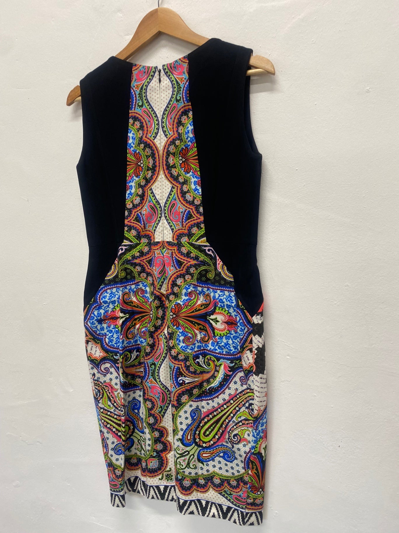 Fabulous ETRO paisley party occasion Dress Uk14 black fitted Italian 48 MD002