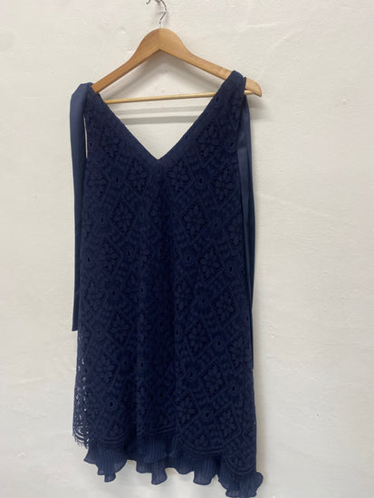 Fabulous Nanette Lepore lace overlay Dress UK12 Navy Blue oversized MD002