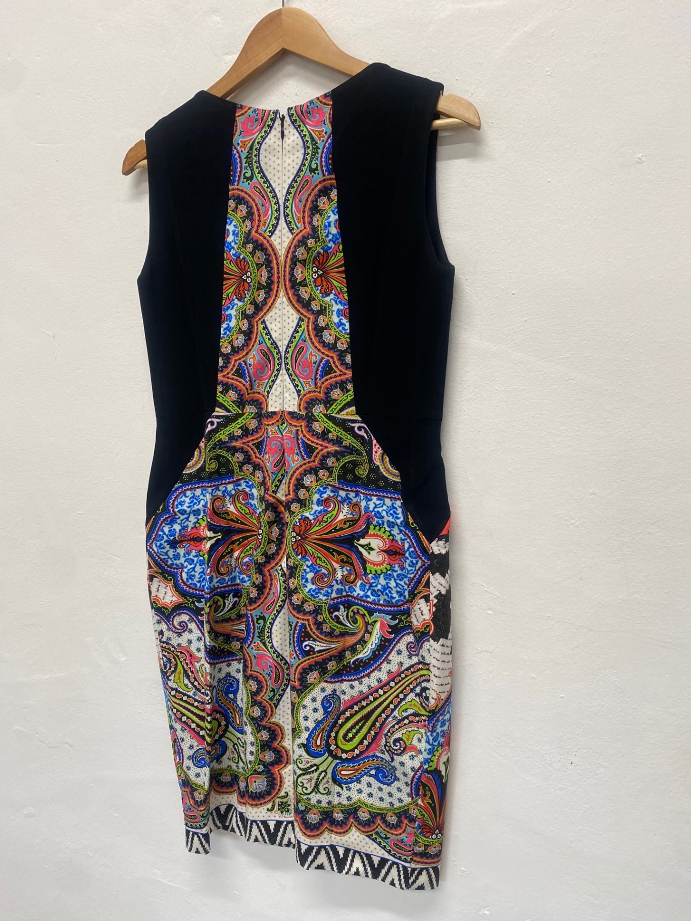 Fabulous ETRO paisley party occasion Dress Uk14 black fitted Italian 48 MD002