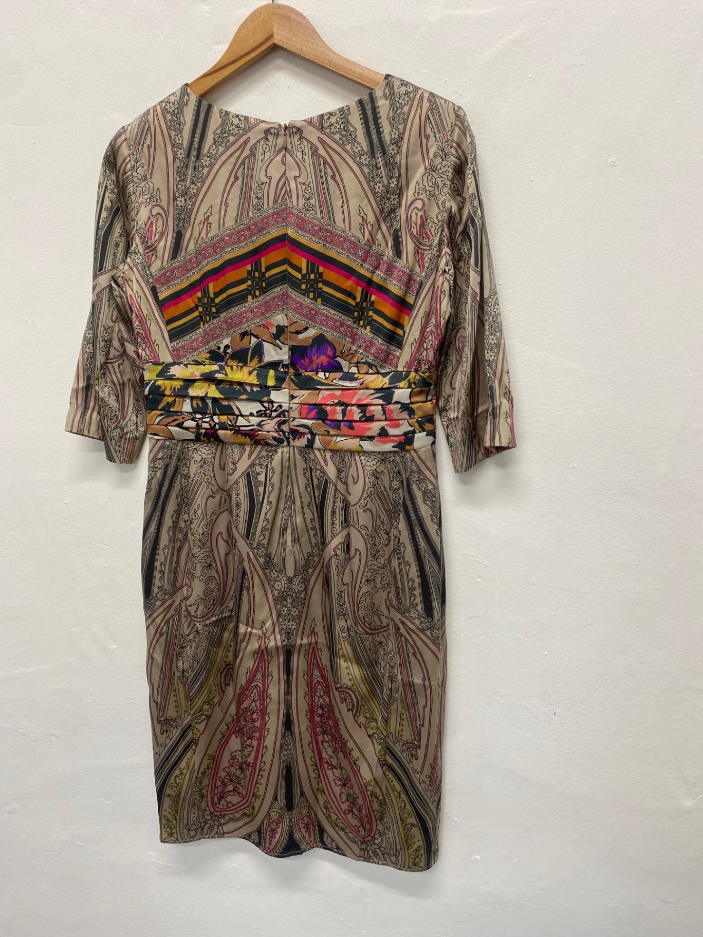 Fabulous Etro silk blend formal Dress UK16 Italian 48 Beige Champagne Party MD002