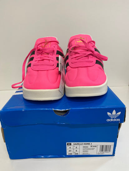 Fabulous Adidas Gazelle Home slipper Sneakers UK5 Pink originals New LG276
