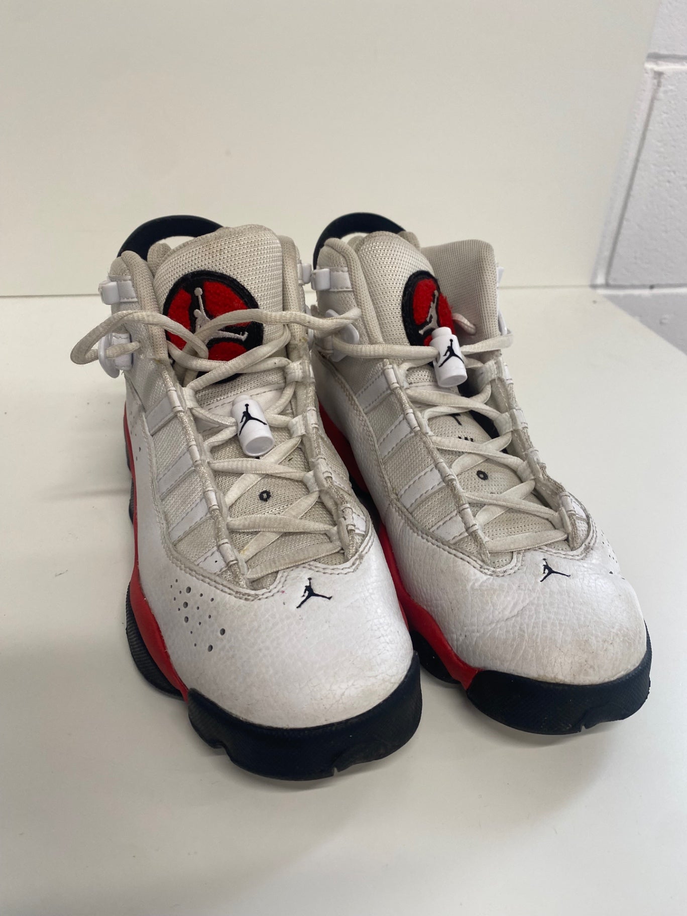 Fabulous Nike Air Jordan 6 Rings Sneakers UK4 Junior  White & Red RD455