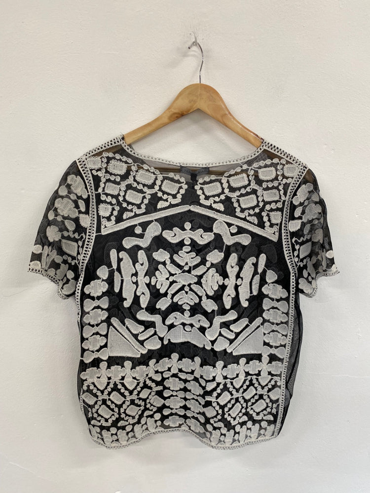 Fabulous Laura Ashley Black & Ivory Boho Mesh Blouse UK L DB457