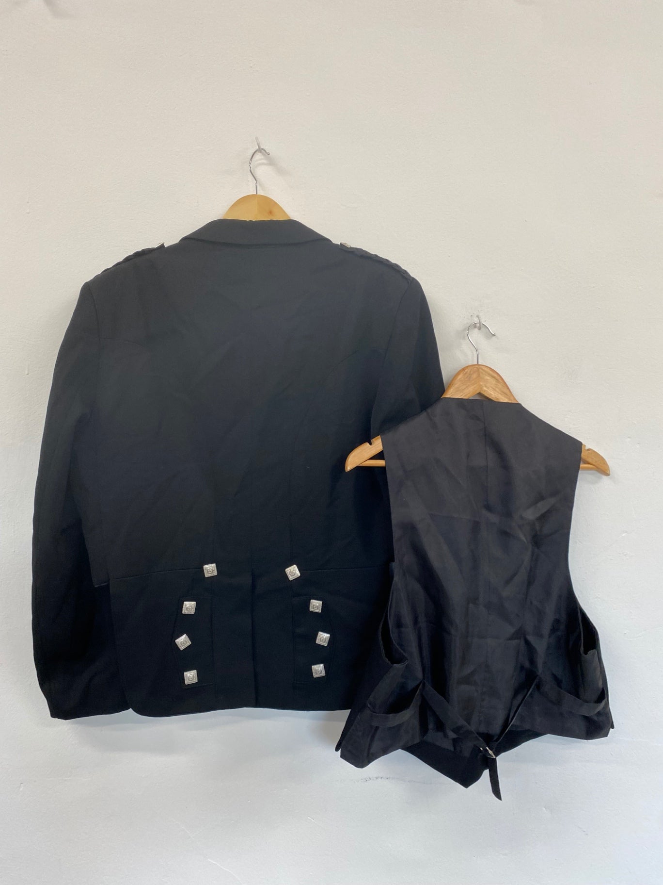 Classic Traditional Prince Charlie Kilt Jacket & Waistcoat Ex Hire UK44L #116 MD001