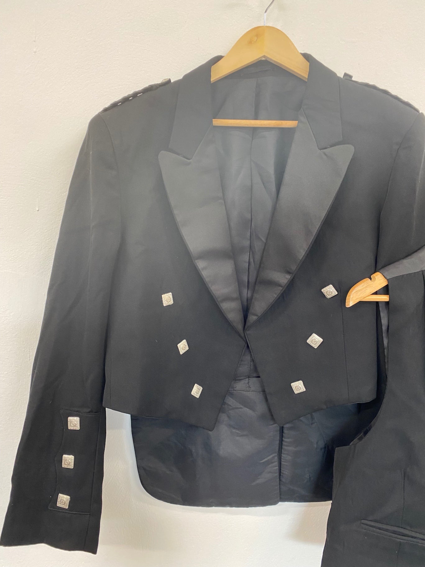 Classic Traditional Prince Charlie Kilt Jacket & Waistcoat Ex Hire UK44L #116 MD001