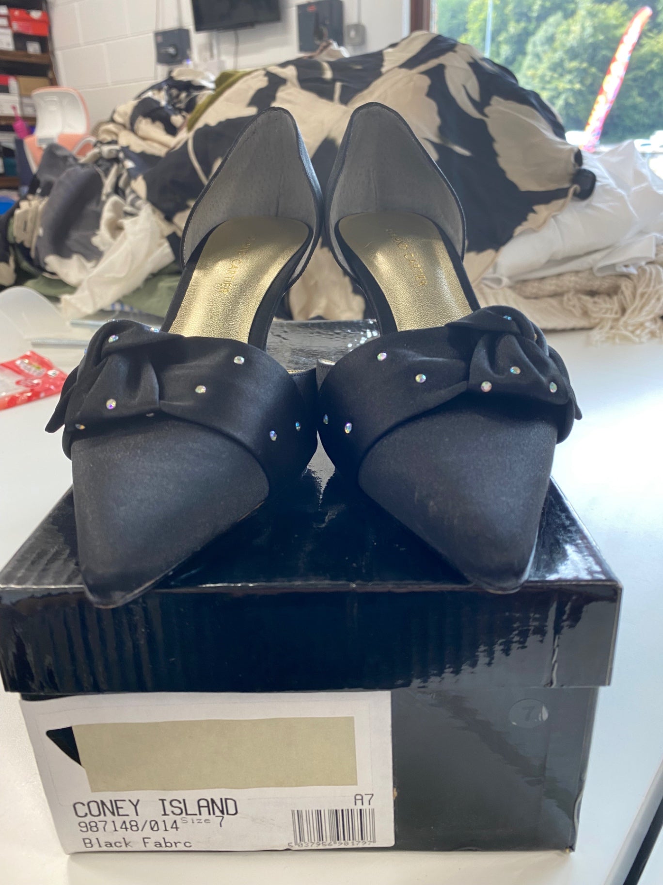 Fabulous Roland Cartier black occasion Kitten heels UK5 Black AO001