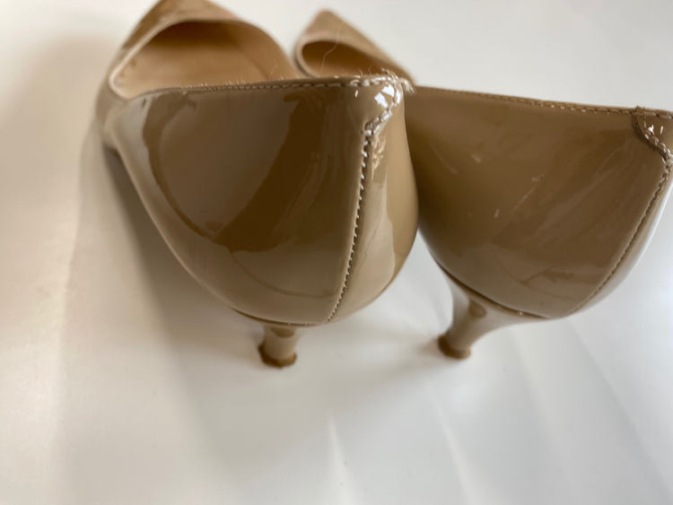 Fabulous L.K. Bennett Nude Classic Kitten heels UK5 Nude Patent AO001