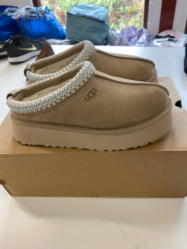 Fabulous Ugg  Slipper  Shoes UK5 Beige New AO001