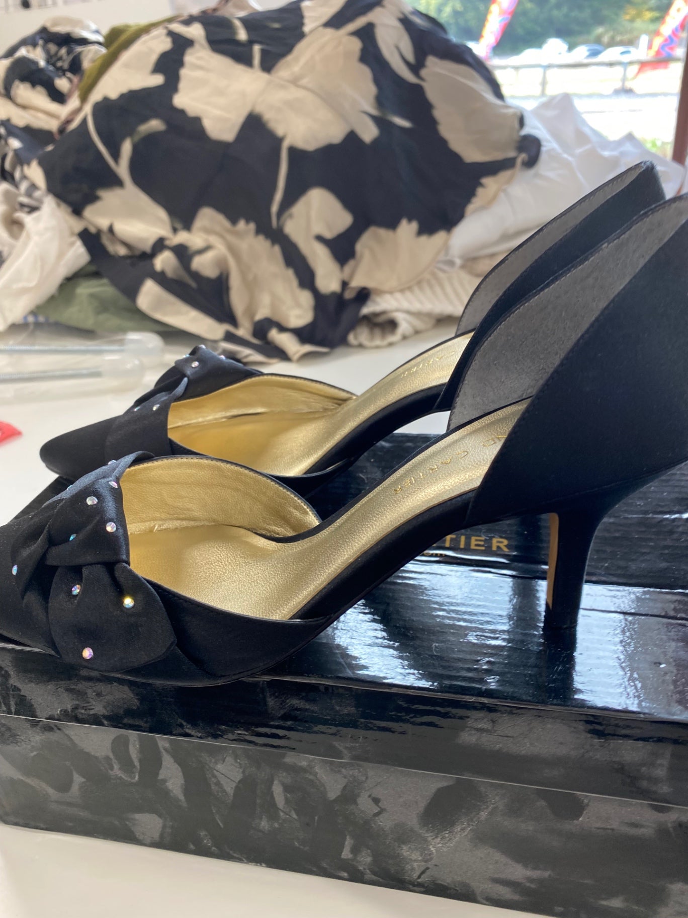 Fabulous Roland Cartier black occasion Kitten heels UK5 Black AO001