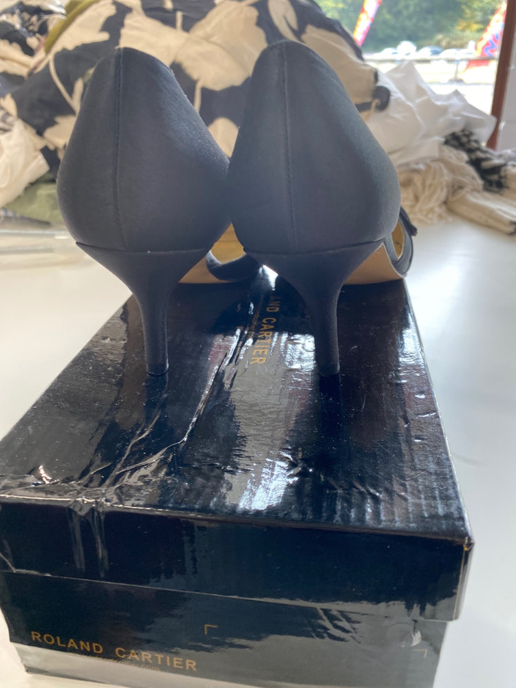 Fabulous Roland Cartier black occasion Kitten heels UK5 Black AO001