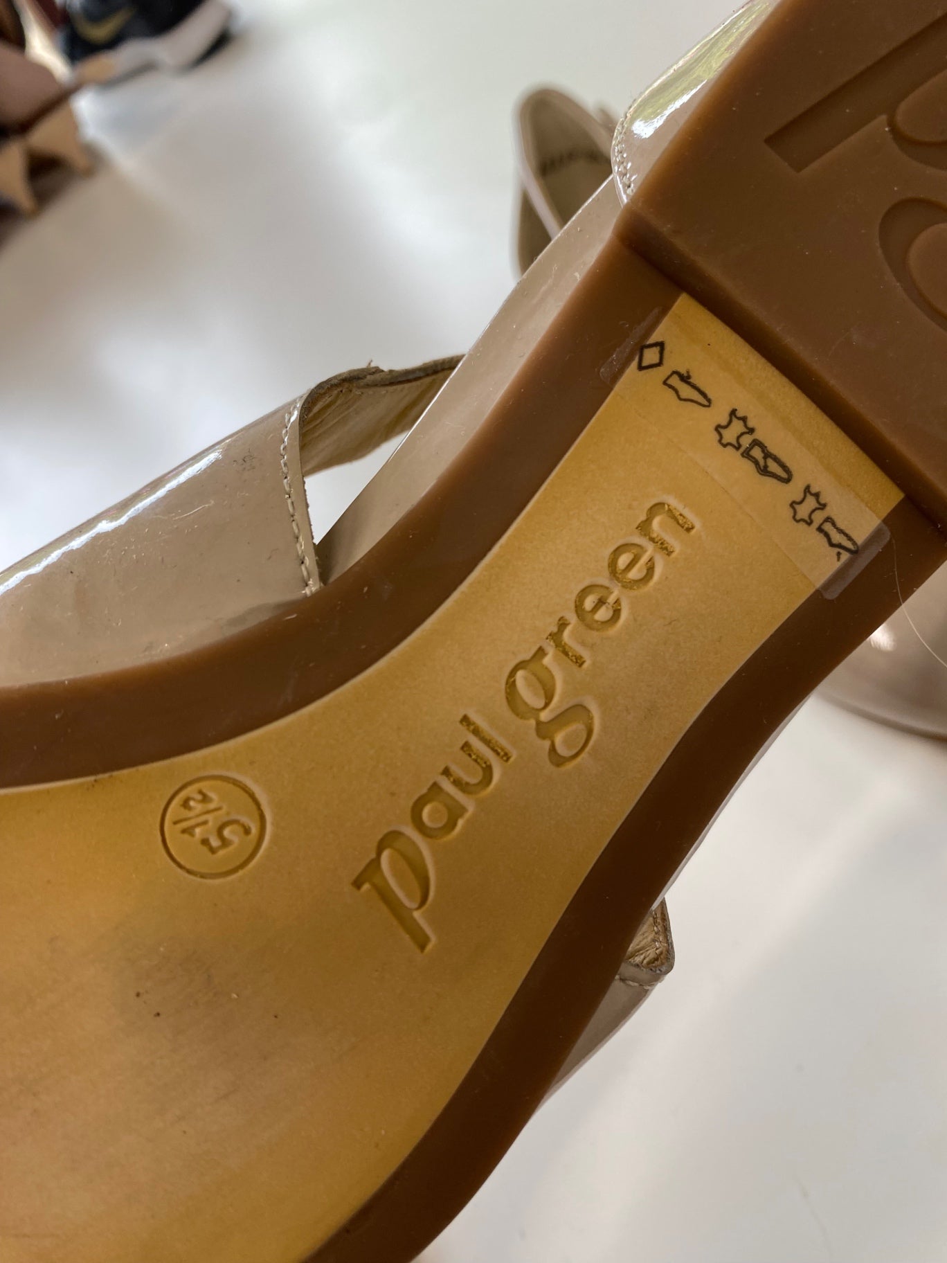 Fabulous Paul Green Maureen Pumps UK 5.5 Beige AO001