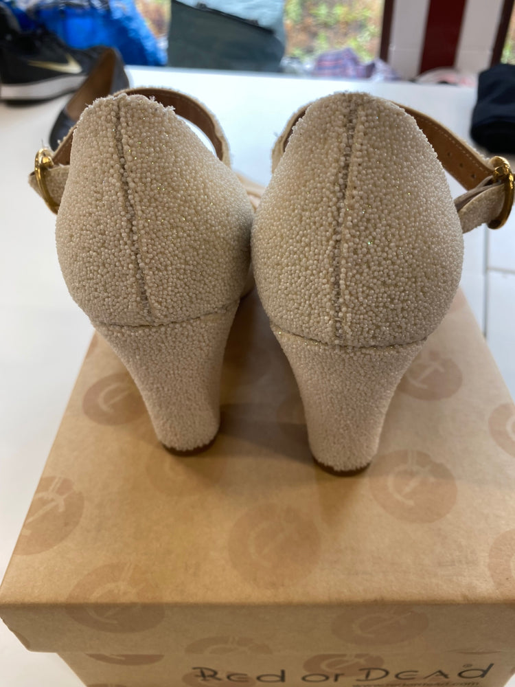 Fabulous Red or Dead Heels UK4 Ivory Lindy Hop New AO001