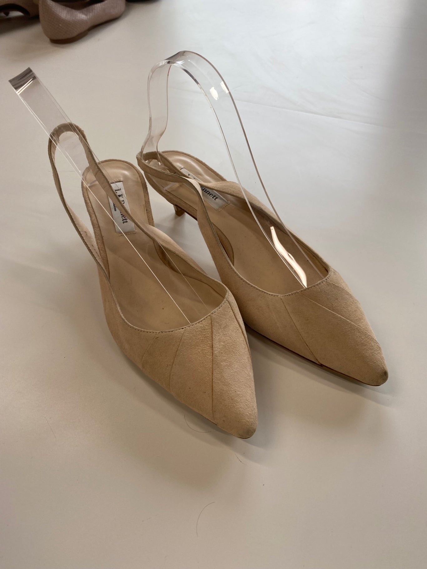 Fabulous Lk Bennett Occasion slingback Kitten heels UK5 Blush nude new AO001