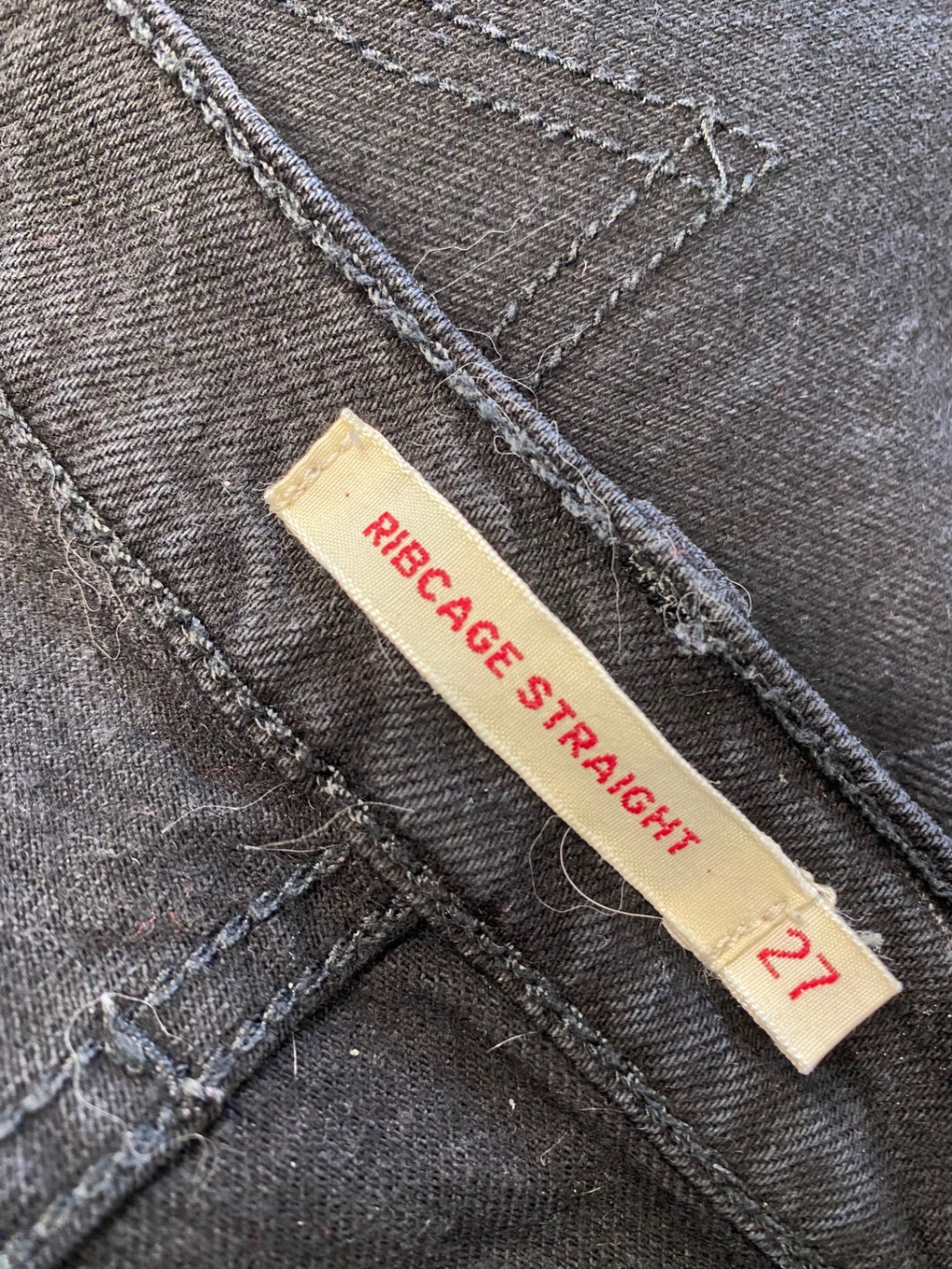 Fabulous Levis Jeans W27” Black rib cage straight AO001