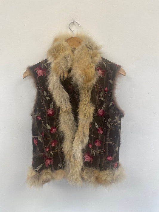 Fabulous Kryos fur Gilet UkM Brown boho hippie embroidered GM143