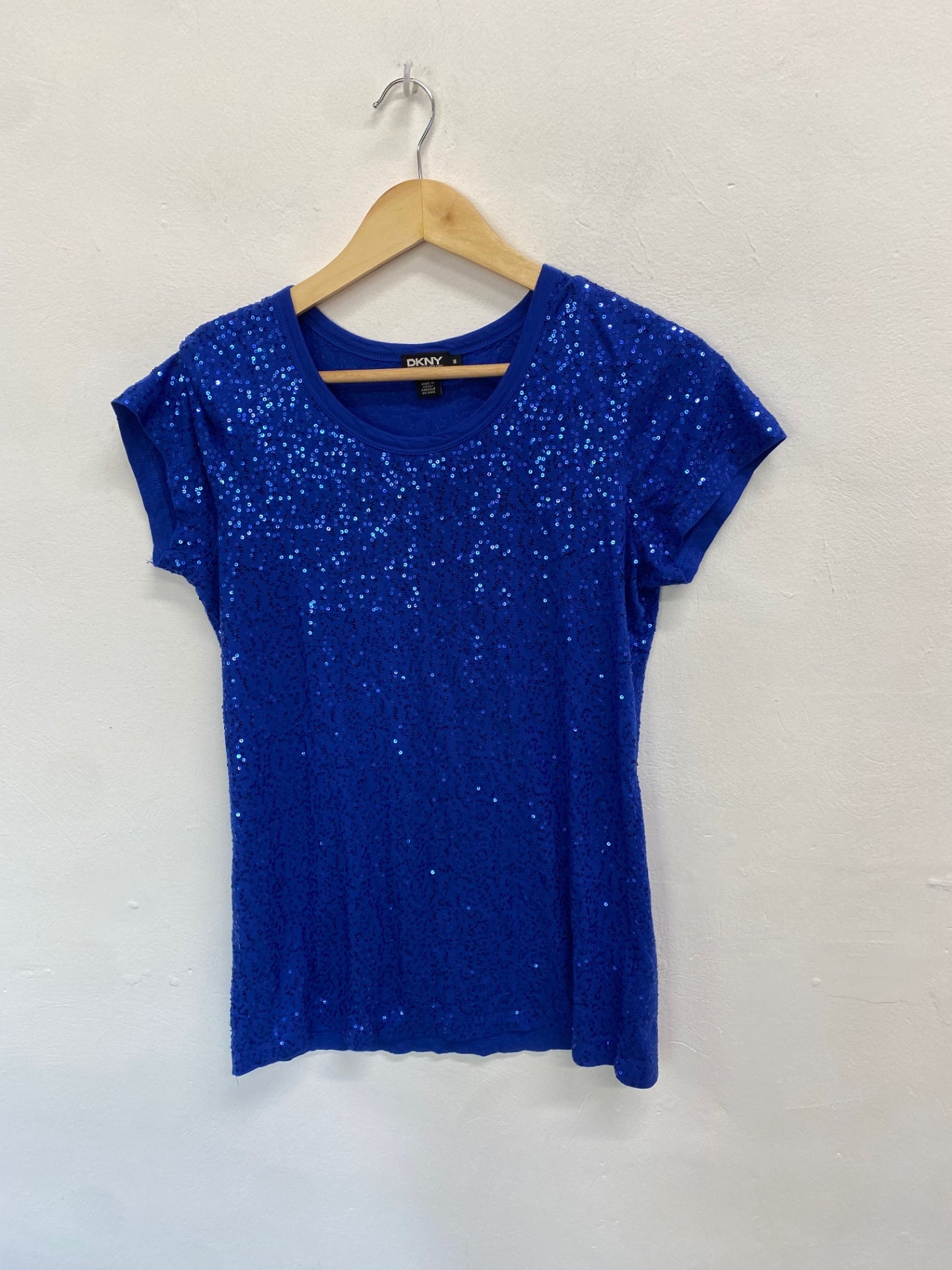 Fabulous DKNY T-Shirt Uk 10 Blue sequin GM143