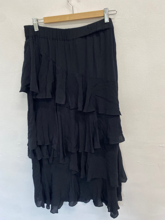 Fabulous Rare feather tiered Skirt UK 12 Black GM143