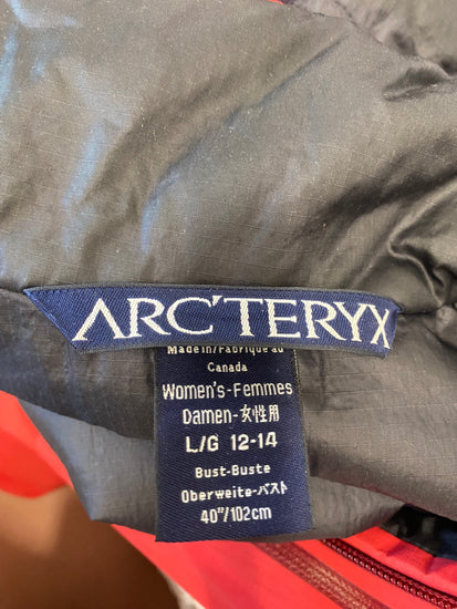 Fabulous Arc'teryx Puffer thermal apres ski Jacket UK L Red GM143