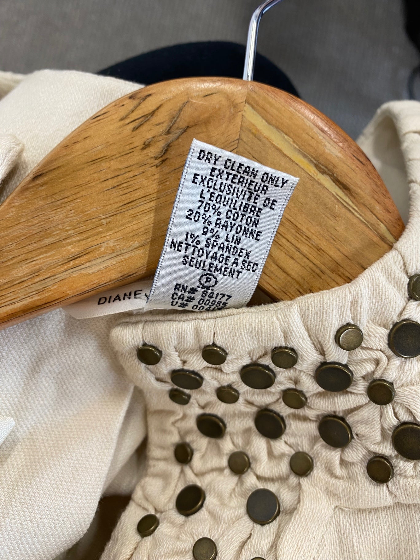 Fabulous Diane Von Furstenberg linen blend Dress UK12 Beige studded GM143