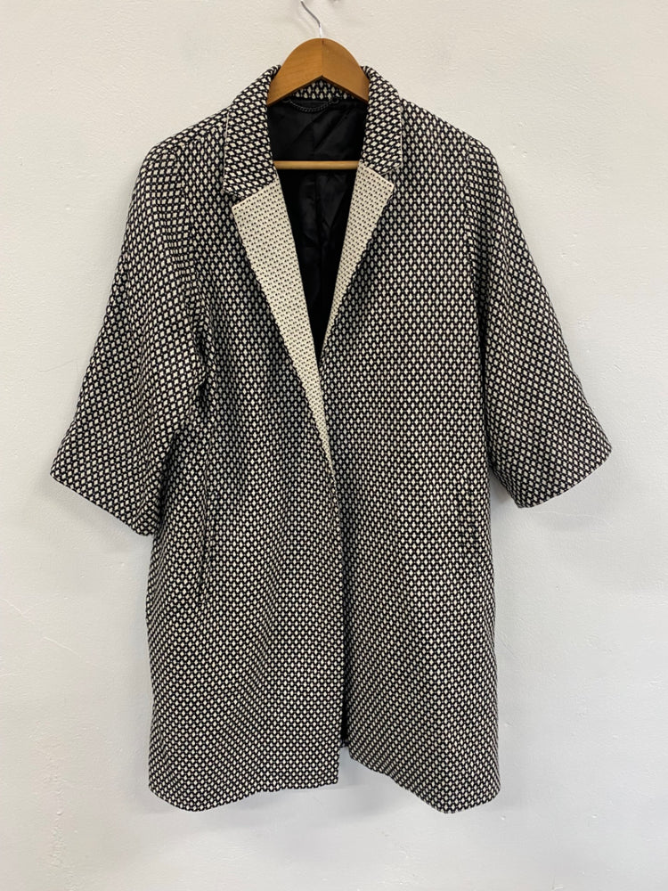 Fabulous Jigsaw pattern Coat UkM Black & cream Duster GM143