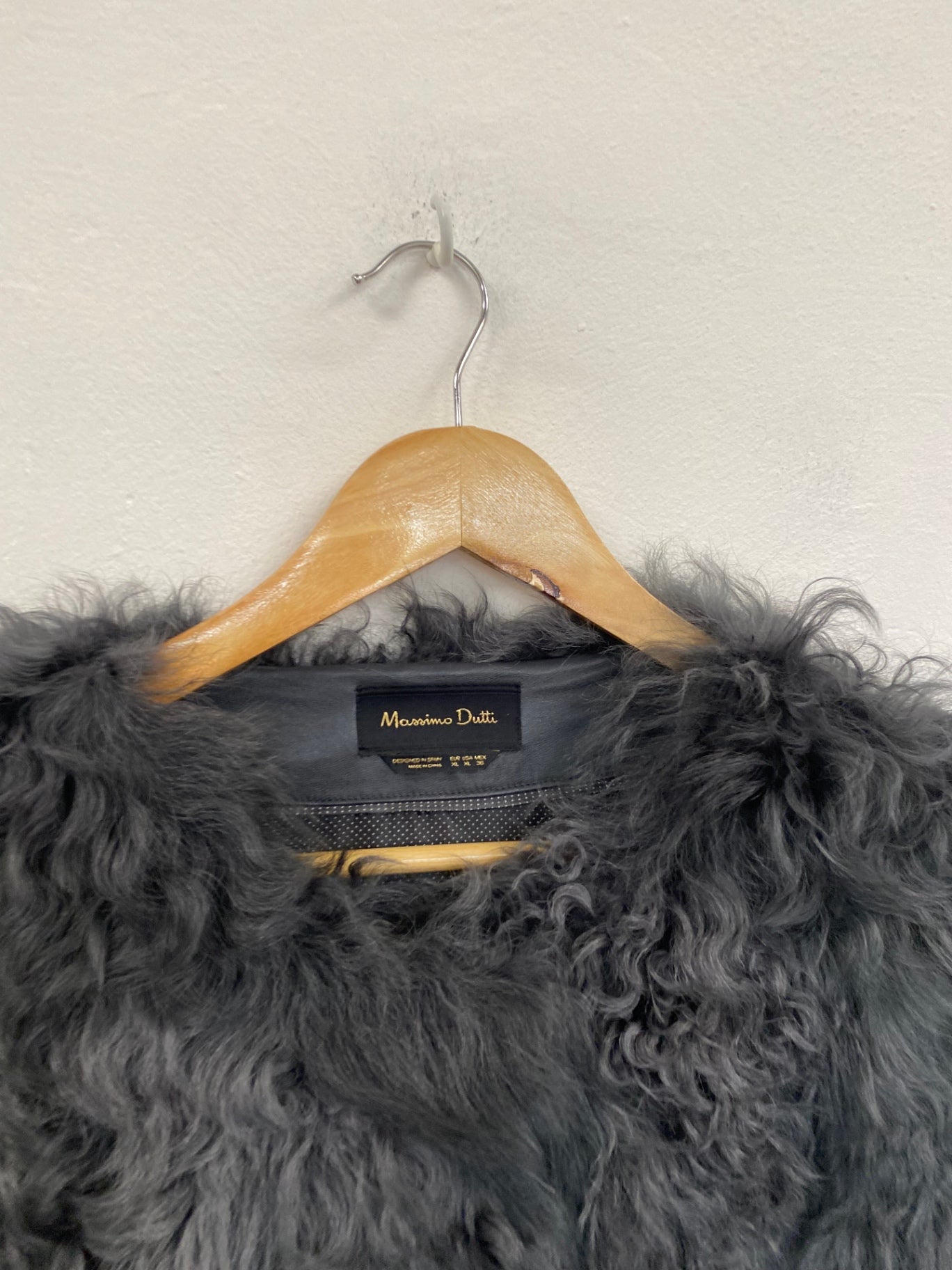 Fabulous Massimo Dutti real sheepskin Leather jacket UkXL Grey Soft wool sleeves GM143