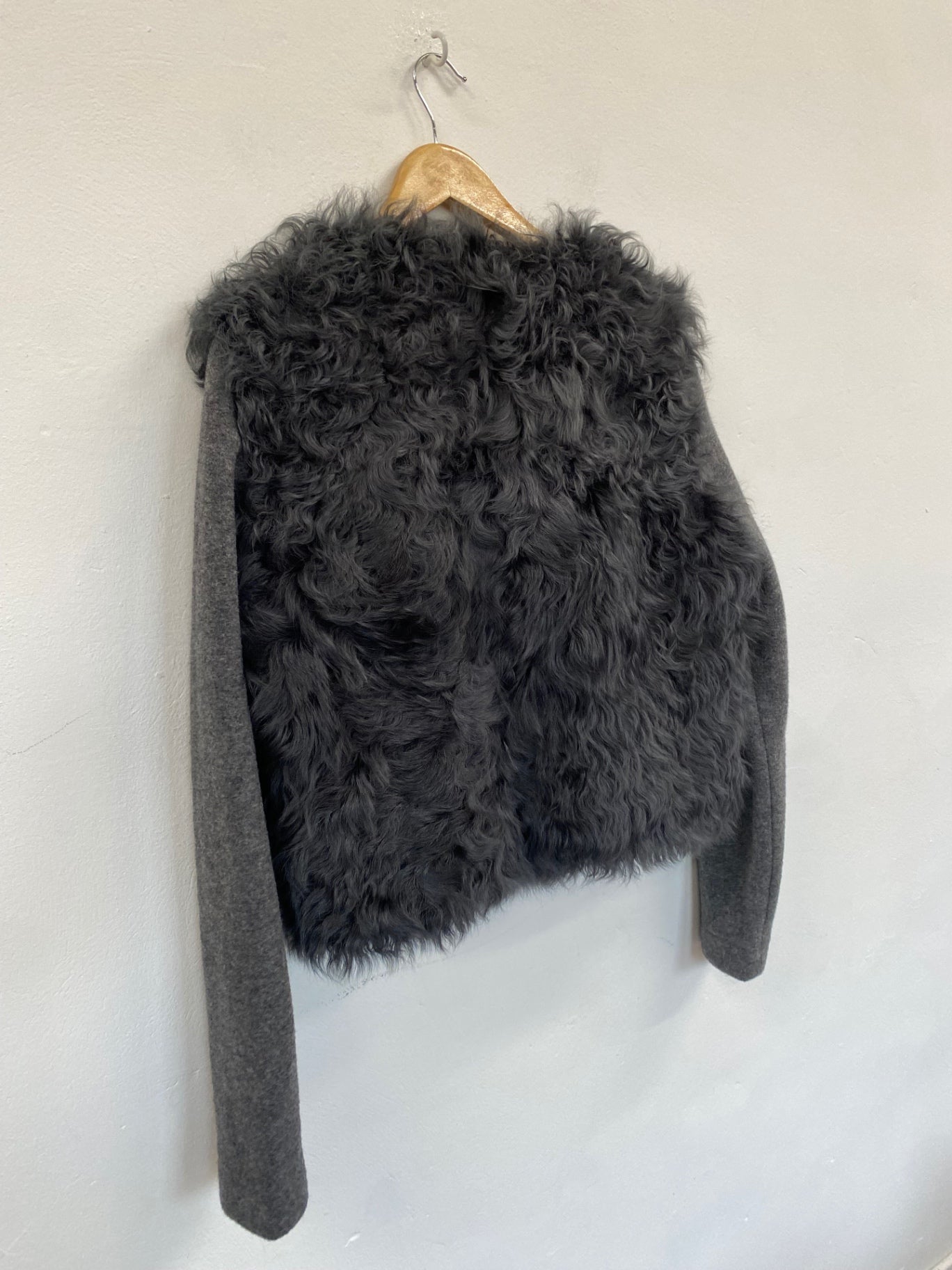 Fabulous Massimo Dutti real sheepskin Leather jacket UkXL Grey Soft wool sleeves GM143