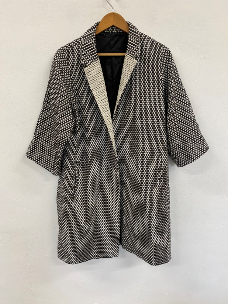 Fabulous Jigsaw pattern Coat UkM Black & cream Duster GM143