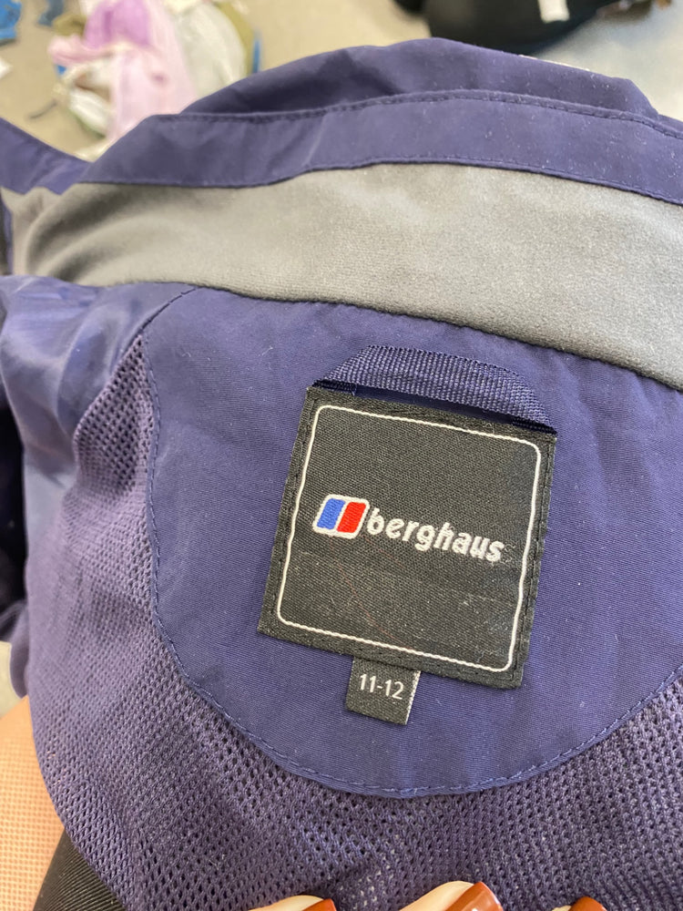 Fabulous Berghaus Raincoat 11-12yrs Navy Blue SW461