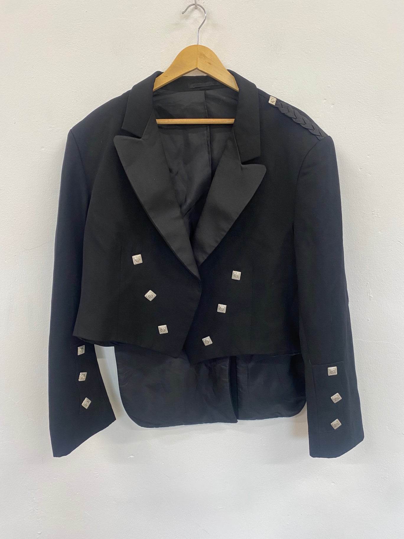 Fabulous Scottish Prince Charlie Kilt Jacket 48R Black ex Hire #501 MD001