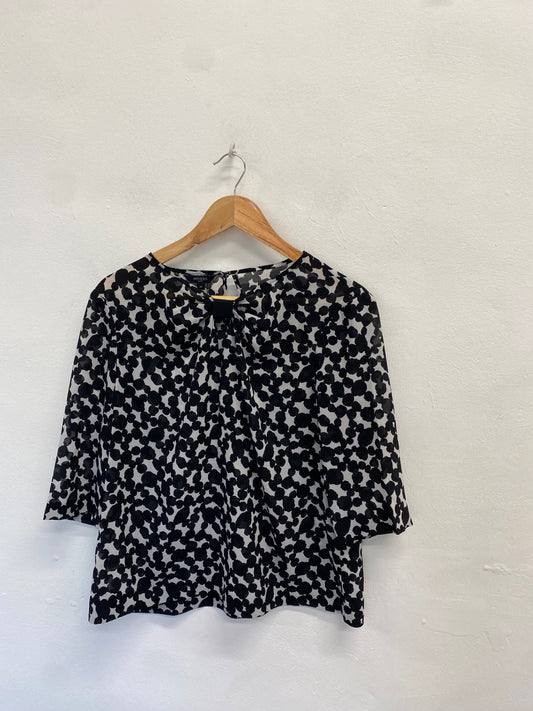Fabulous Hobbs Blouse UK 14 Black and White spotted semi sheer JF463