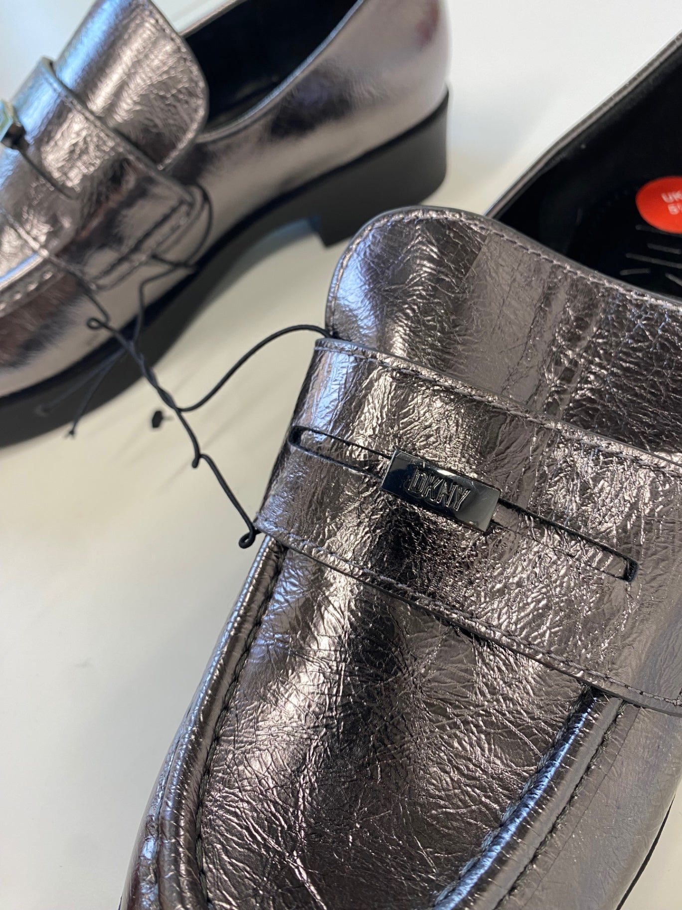 Fabulous DKNY ivette Loafers UK 5 Metallic Silver SM467