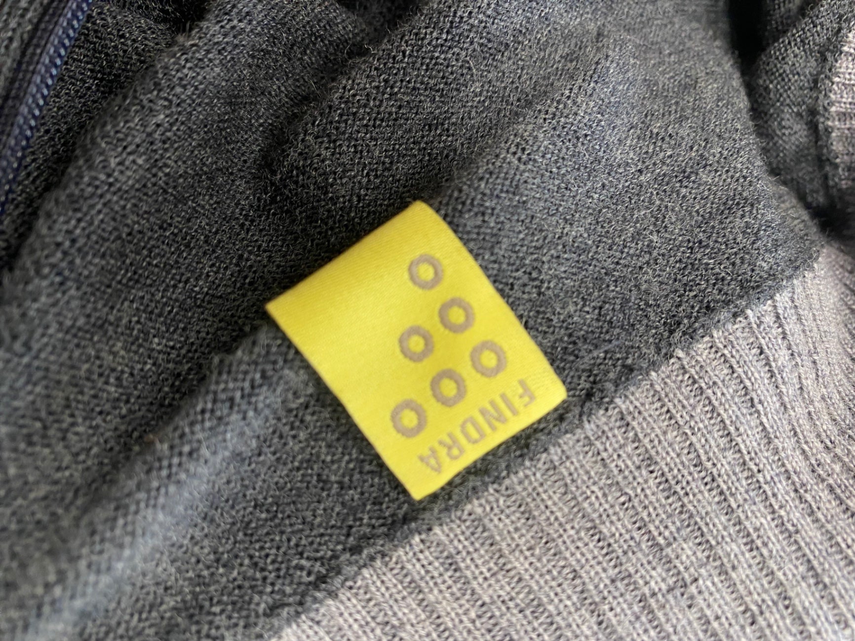 Fabulous Findra merino wool Jumper UK S Grey KH001