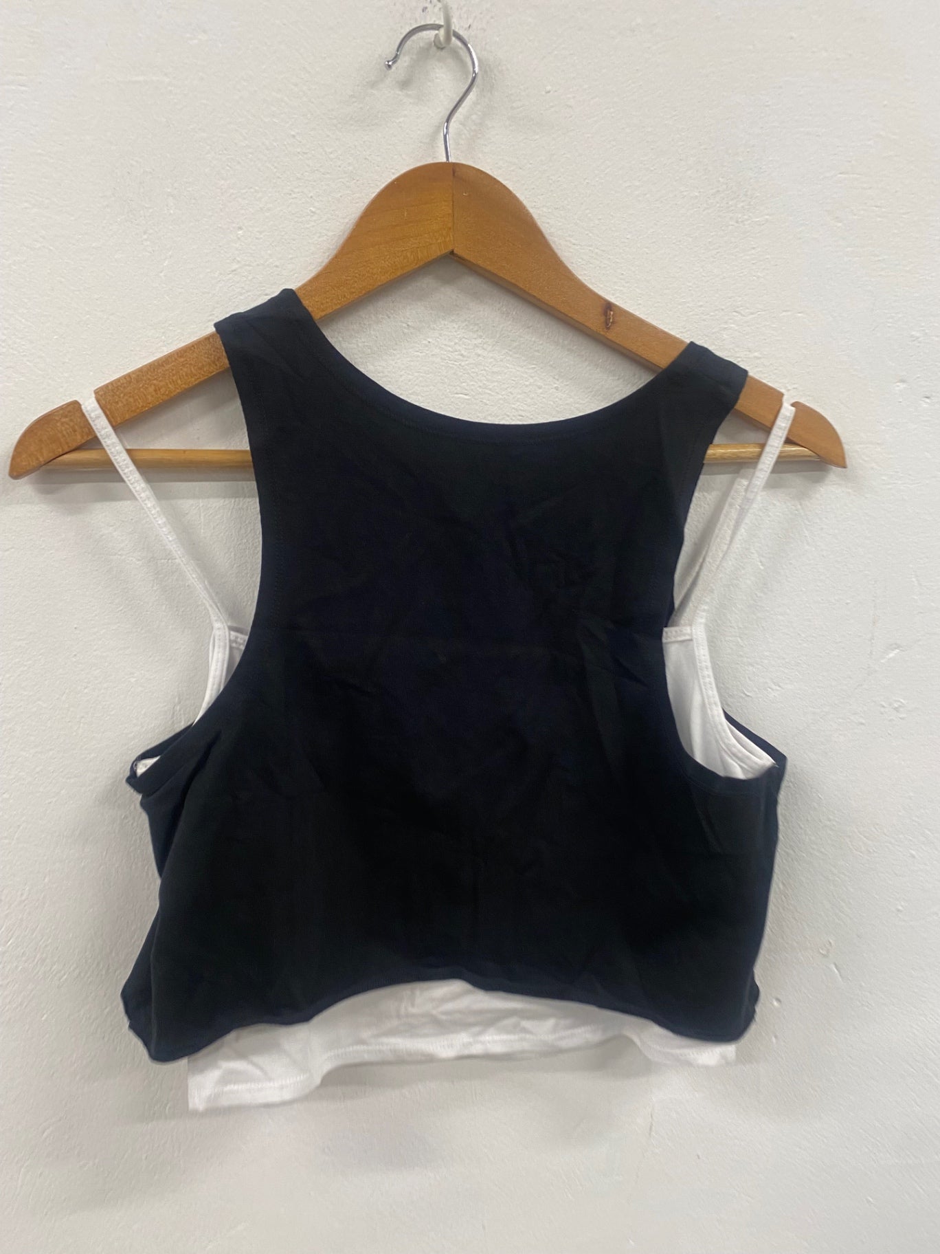 Fabulous GYMSHARK lifting crop Top UKS Black & White JM478