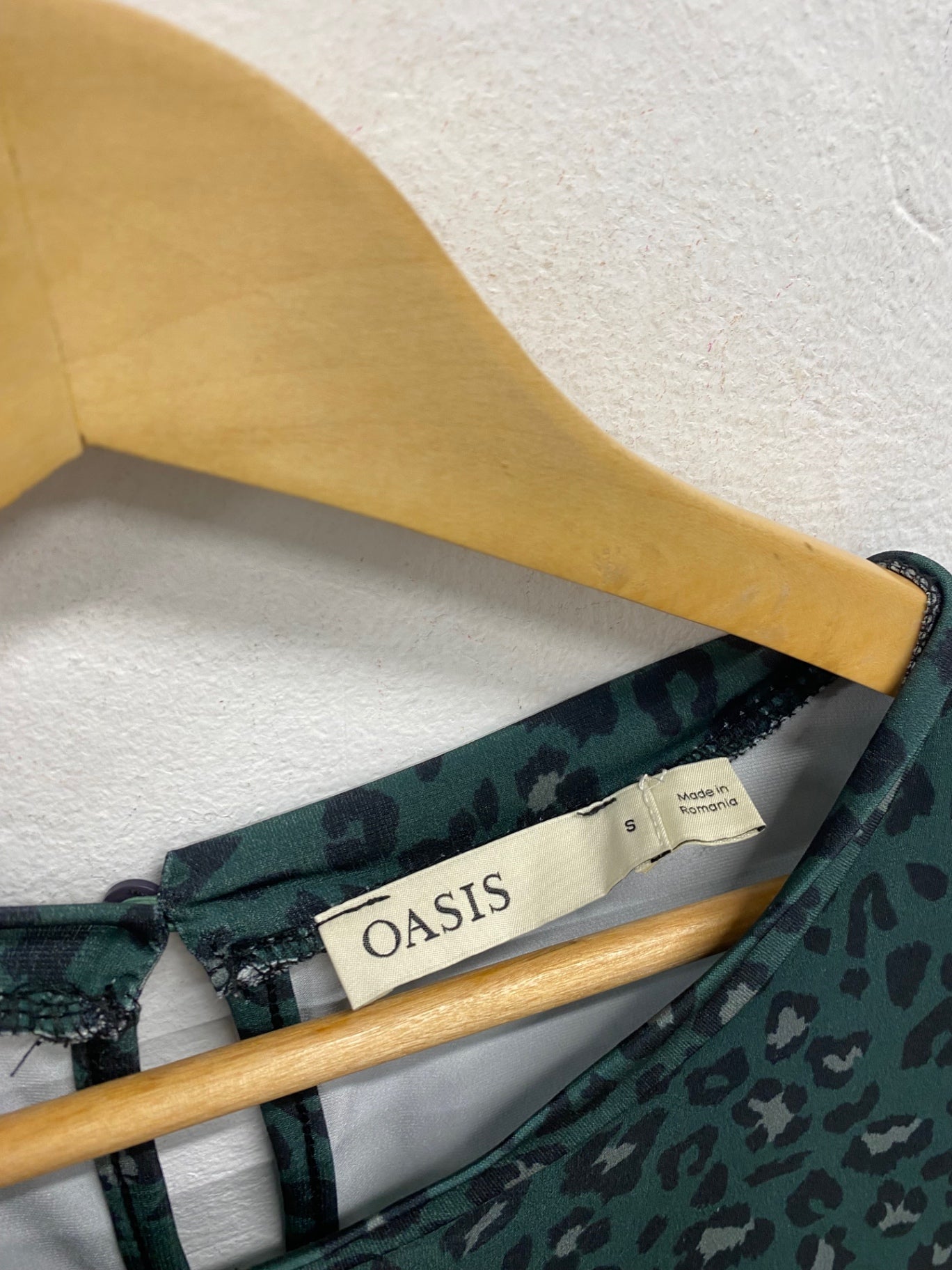 Fabulous Oasis Dress UK S Green leopard midi JM478 