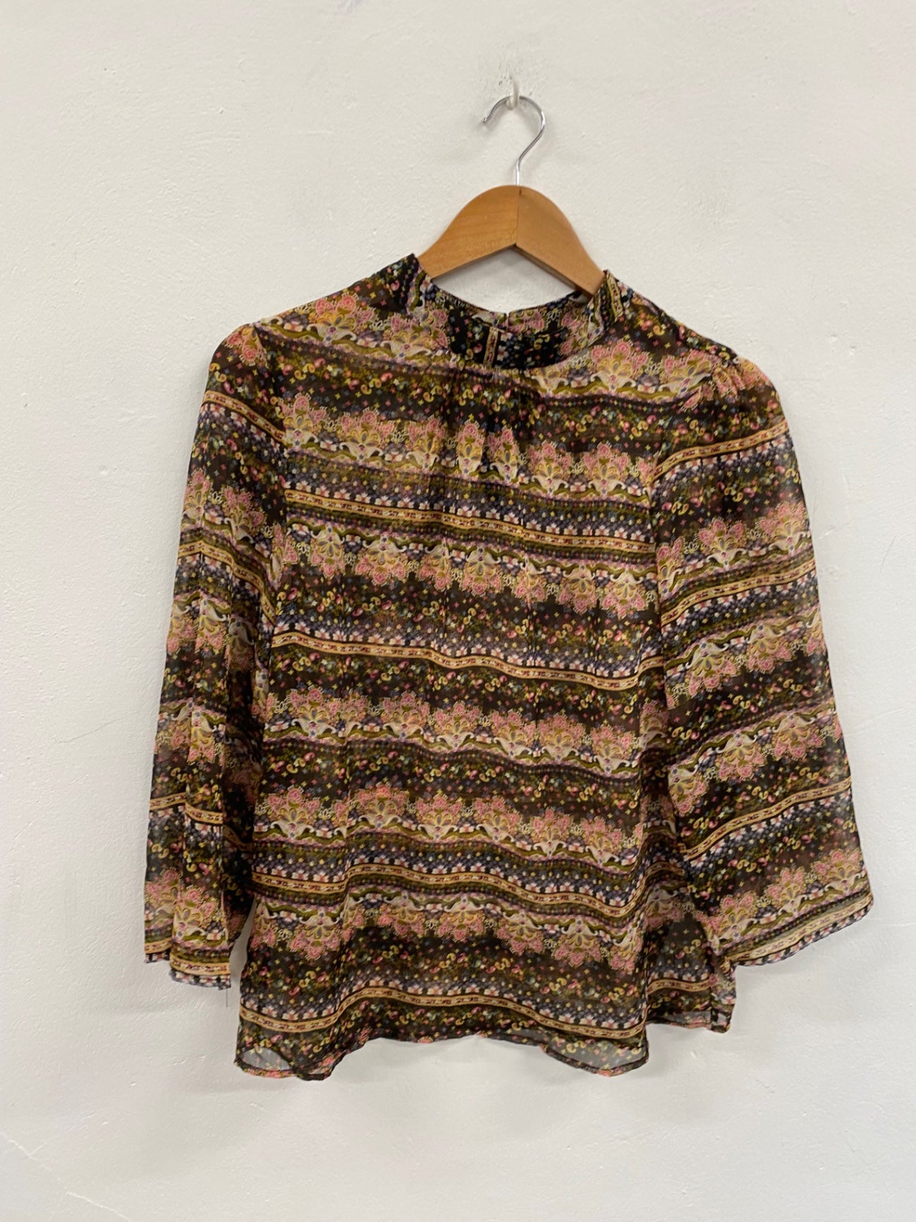 Fabulous Saint Tropez semi sheer floral Blouse UKS Multicolor