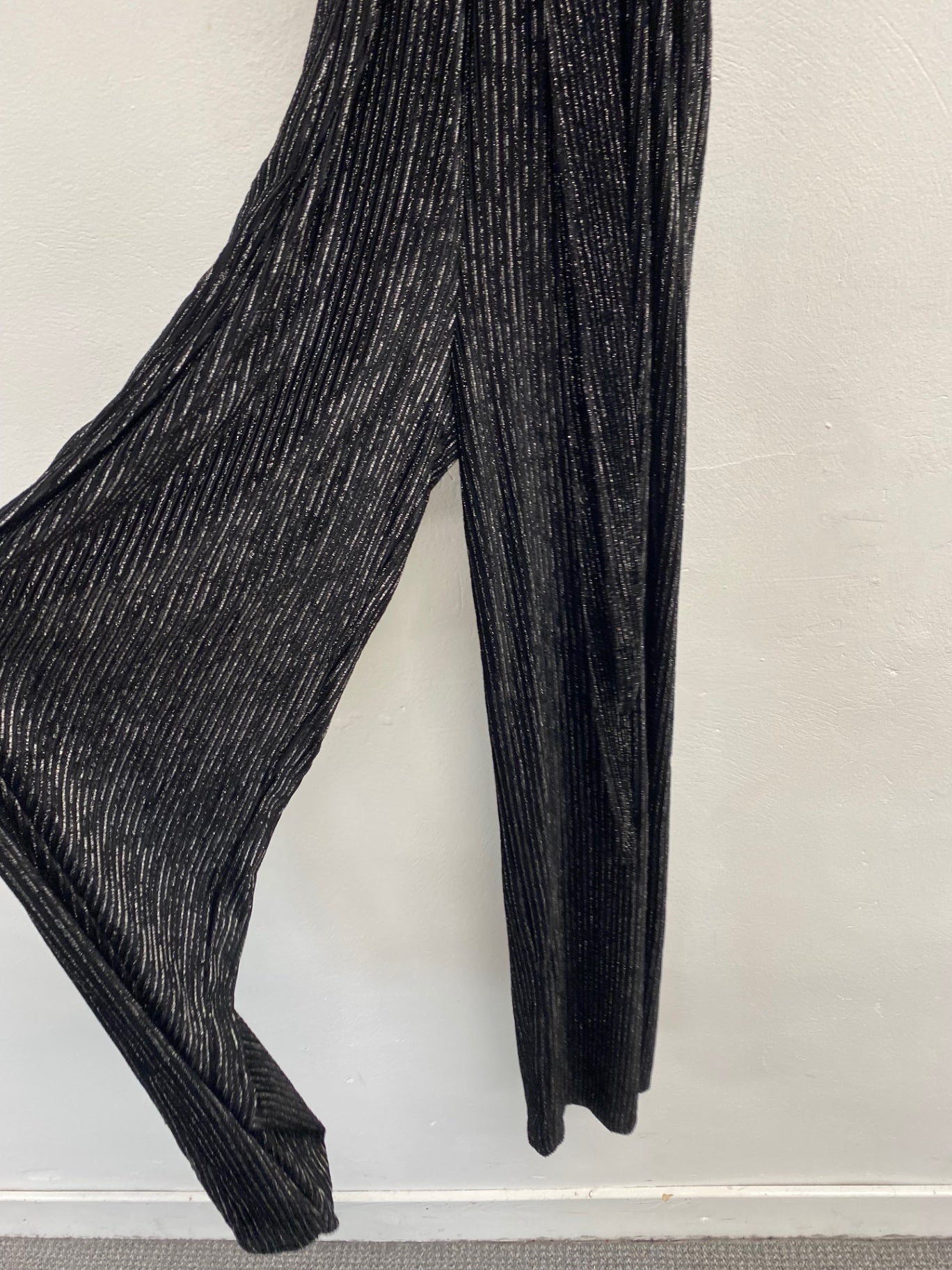 Fabulous TU Jumpsuit UK8 Black with metallic shimmer JM478