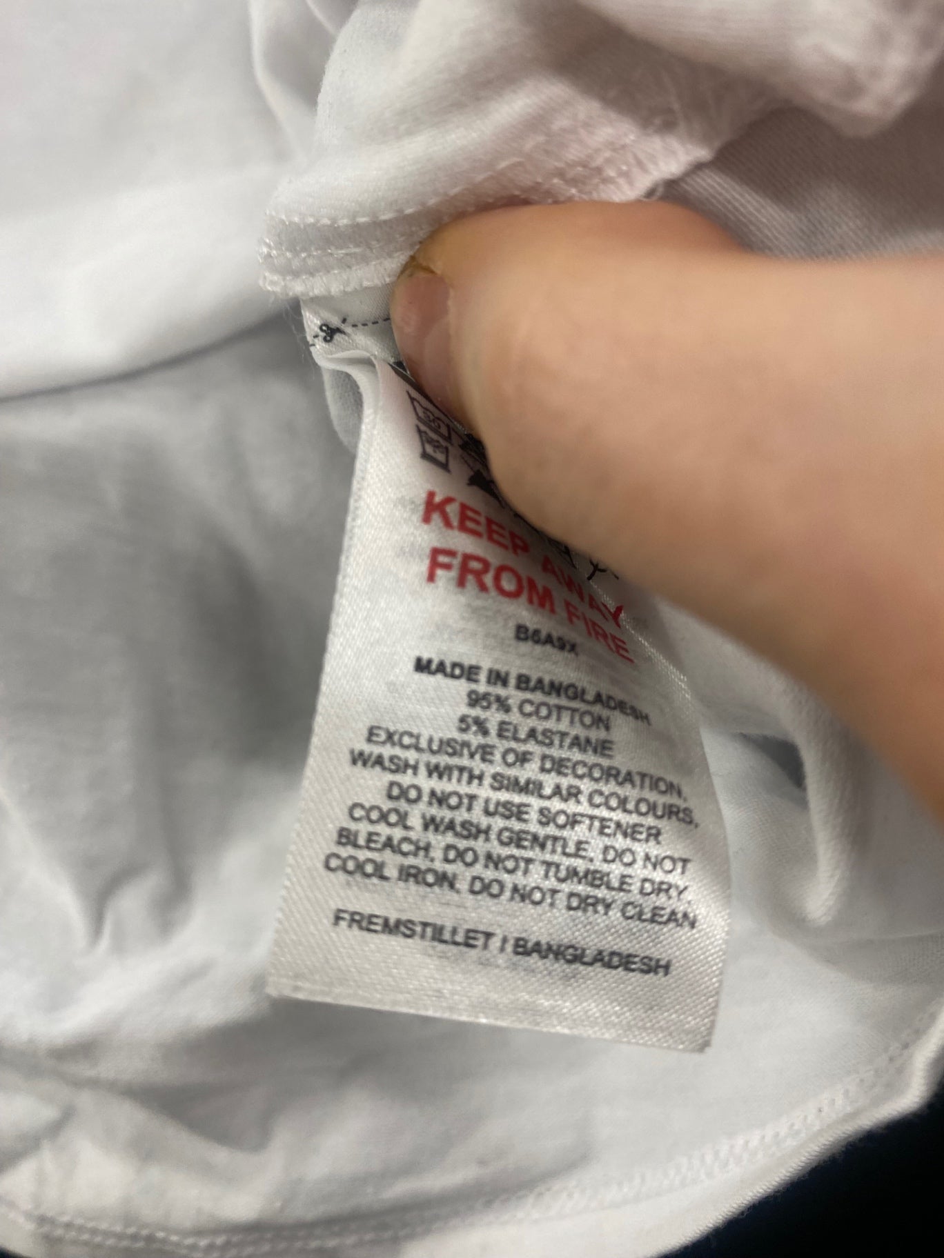 Fabulous GYMSHARK lifting crop Top UKS Black & White JM478