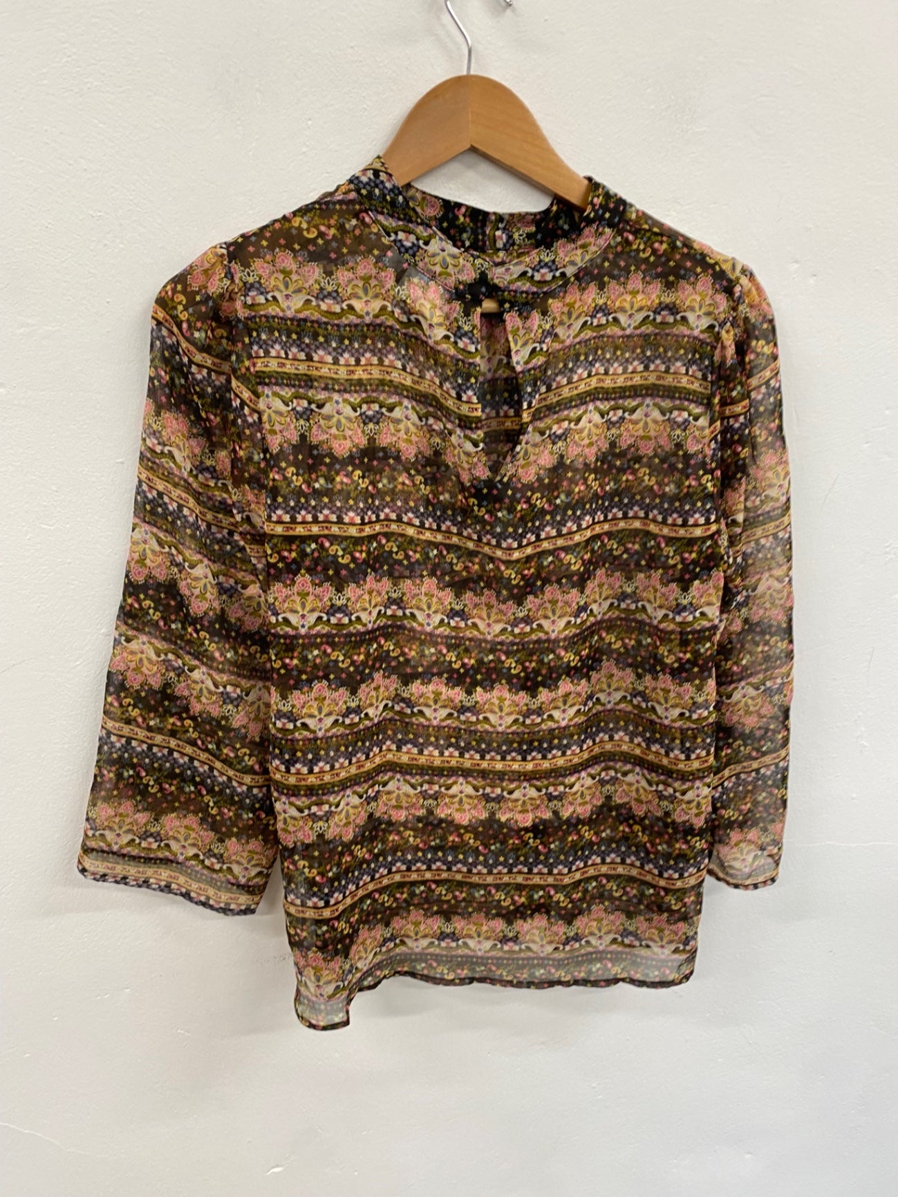 Fabulous Saint Tropez semi sheer floral Blouse UKS Multicolor