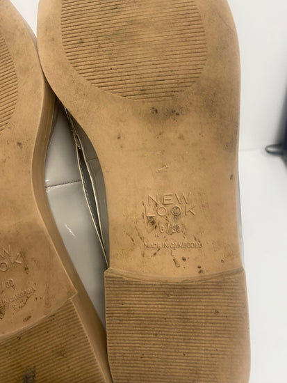 Fabulous New Look faux leather patent Loafers UK6 Grey MS479