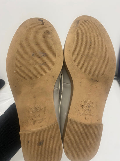 Fabulous New Look faux leather patent Loafers UK6 Grey MS479