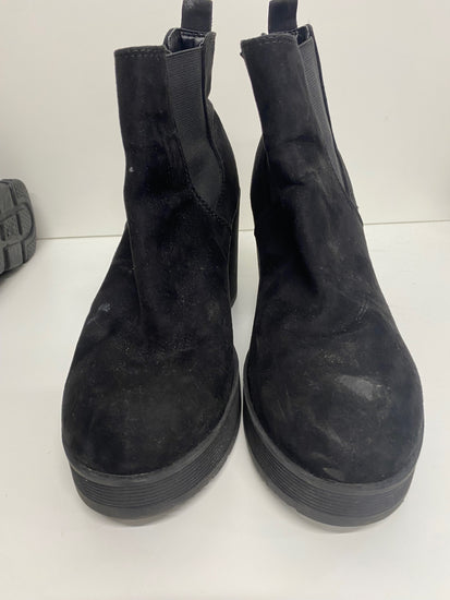 Fabulous Papaya Ankle Boots UK6 Black faux Suede MS479