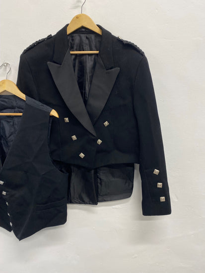Fabulous traditional kilt jacket waistcoat Prince Charlie ex hire Uk 48 short Black #671 MD001